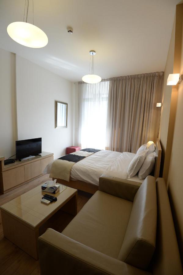 Nest 1 Hotel Бейрут Екстериор снимка