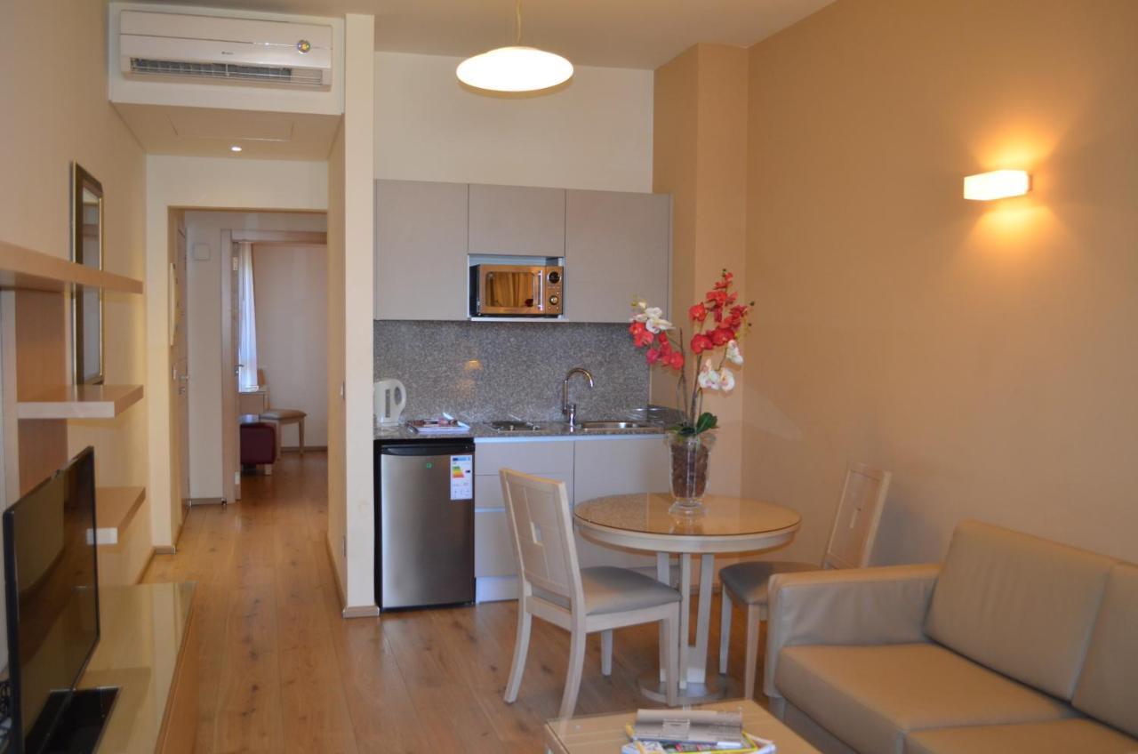 Nest 1 Hotel Бейрут Екстериор снимка
